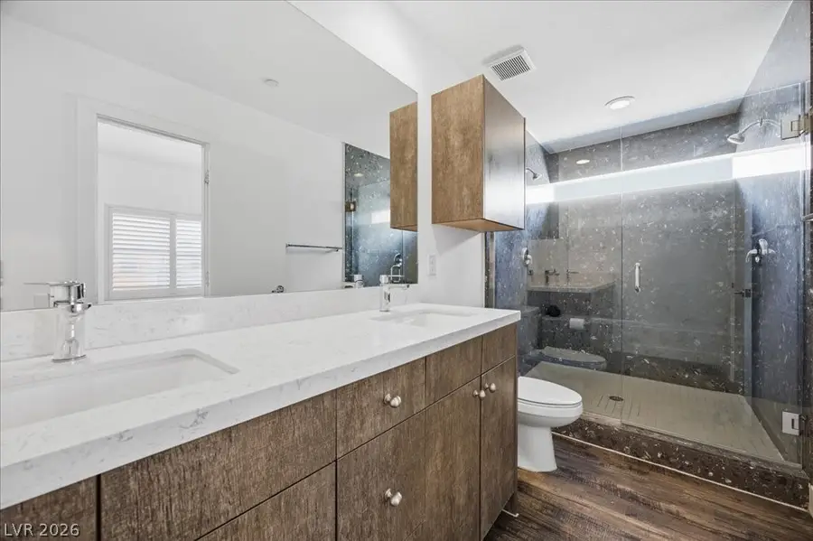 239 Dougram Avenue, Las Vegas, NV 89101 - Image #2