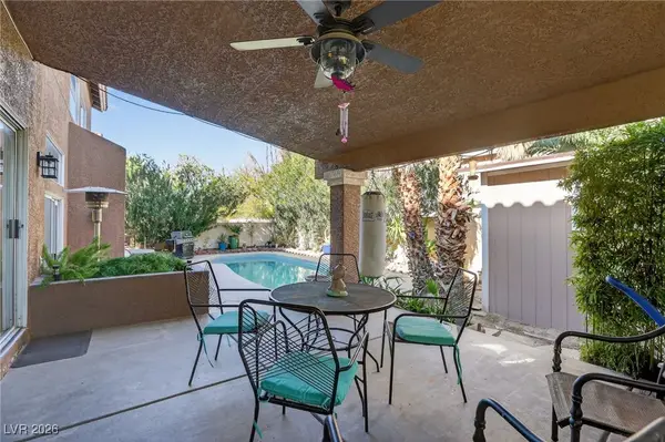 7408 Shallow Glen Court, Las Vegas, NV 89129
