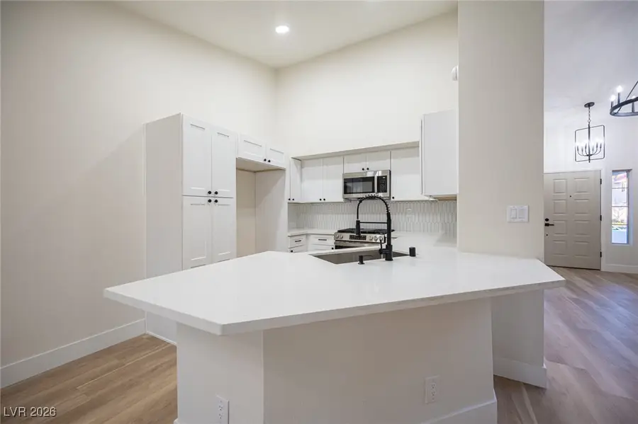 7190 Cloud View Circle, Las Vegas, NV 89119 - Image #2