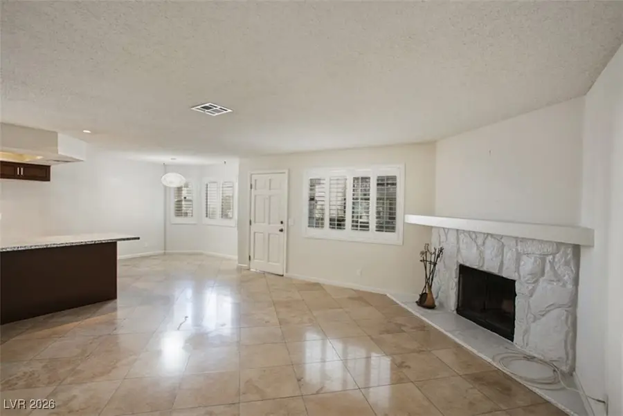 929 Boulder Mesa Drive #102, Las Vegas, NV 89128 - Image #2