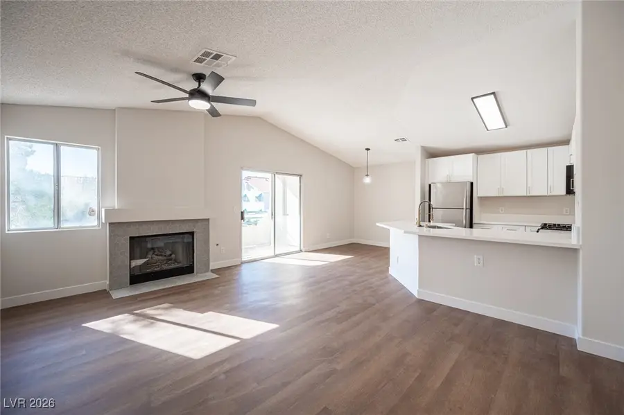 7904 Ryandale Circle #202, Las Vegas, NV 89145 - Image #2
