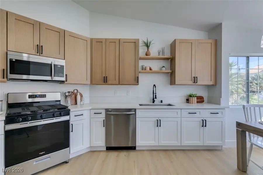 2747 Quaker Ridge Road, Las Vegas, NV 89142 - Image #3
