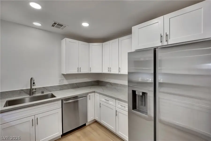2108 Velvet Hill Avenue, Las Vegas, NV 89106 - Image #2