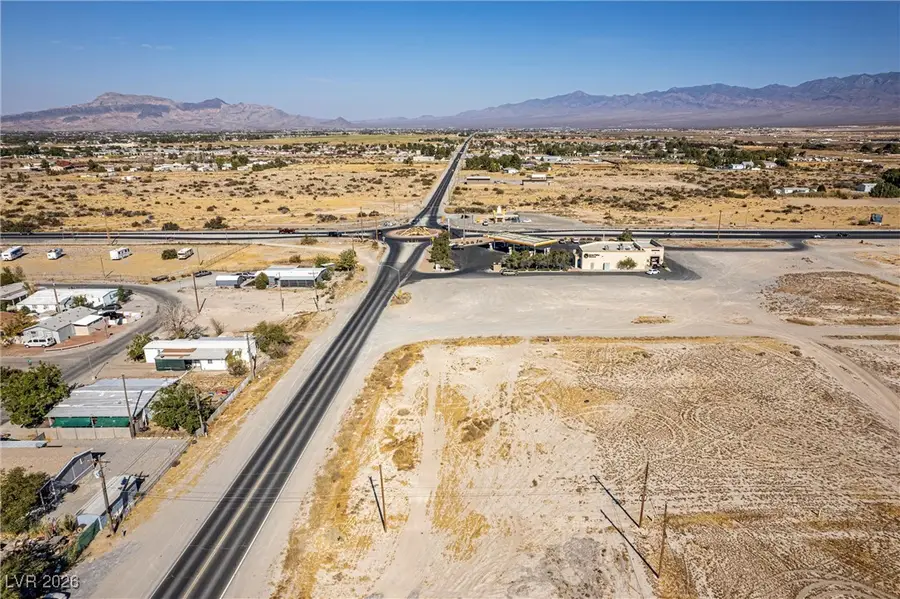 21 E Arizona Street, Pahrump, NV 89048 - #3