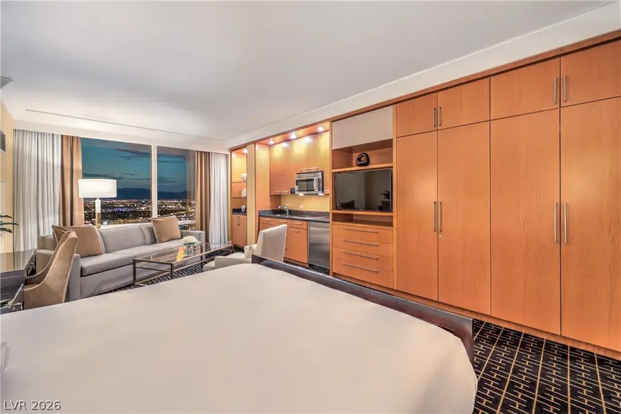 2000 Fashion Show Drive #5417, Las Vegas, NV 89109 - Image #2