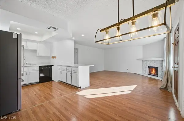 945 Falconhead Lane #201, Las Vegas, NV 89128