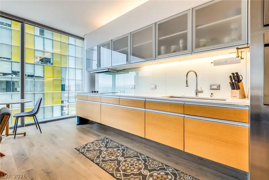 3722 Las Vegas Boulevard #1810, Las Vegas, NV 89158 - #2