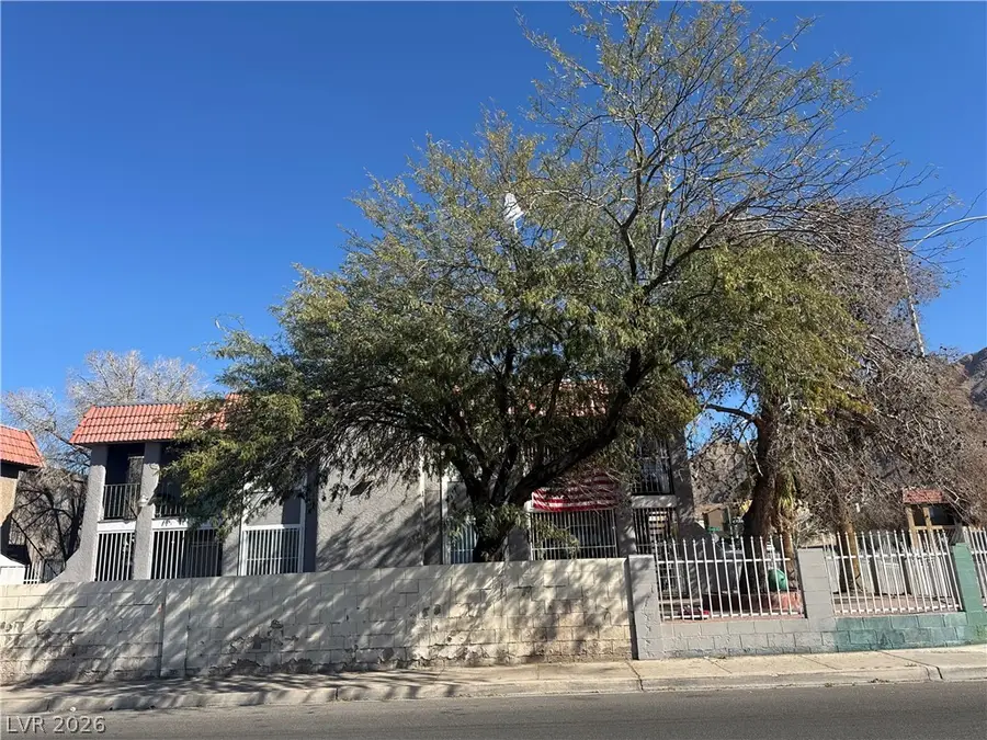 2185 Exeter Drive, Las Vegas, NV 89156 - #3