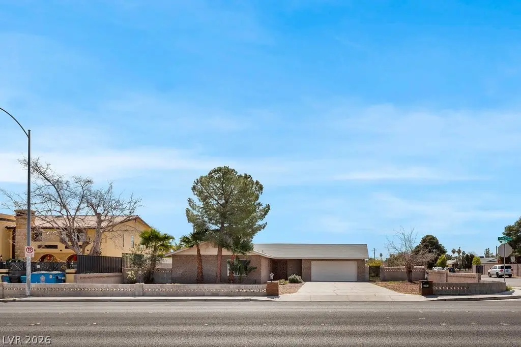 5785 W Oakey Boulevard, Las Vegas, NV 89146 - #1