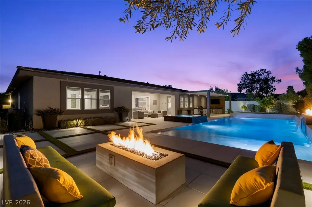 7716 Tioga Ridge Court, Las Vegas, NV 89117 - Image #1