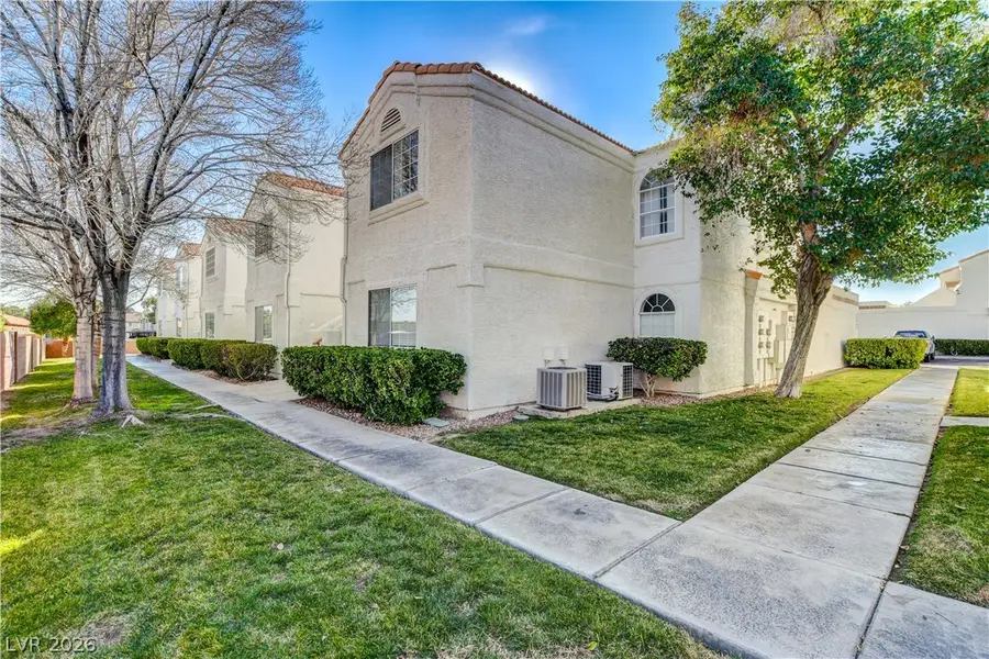 1800 Edmond Street #223, Las Vegas, NV 89146 - Image #2