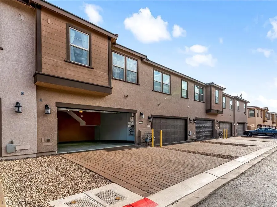 727 Florence Isle Avenue, Henderson, NV 89015 - Image #3