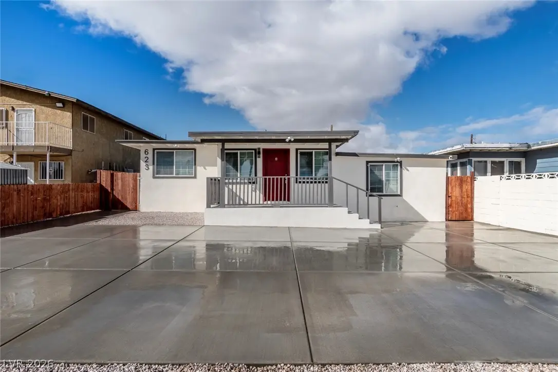 623 N 10th Street, Las Vegas, NV 89101 - #1