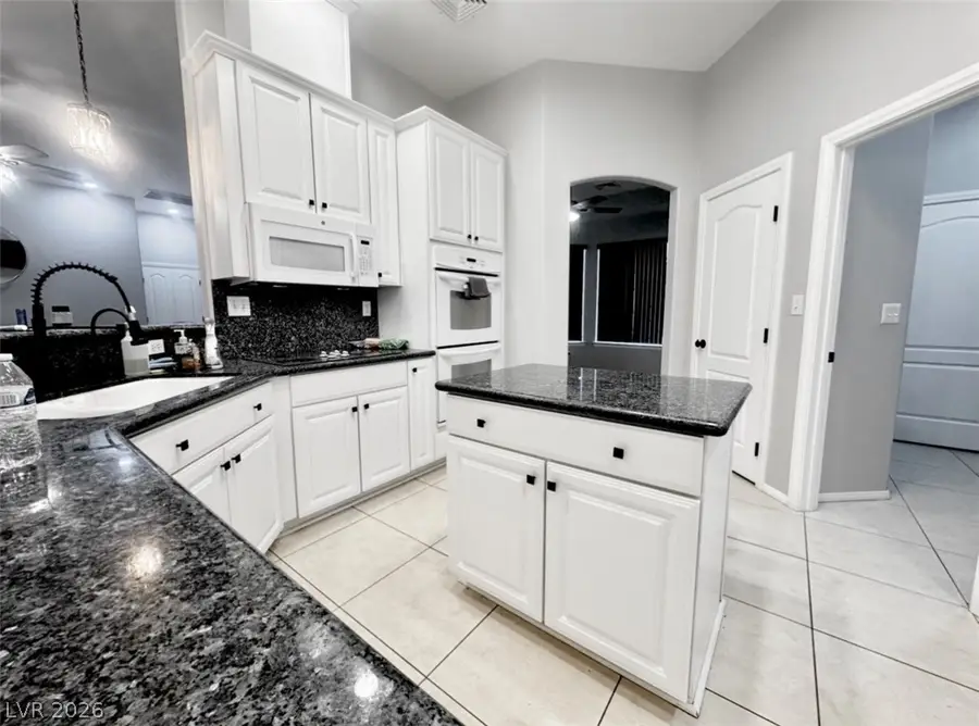 880 Benson Circle, Pahrump, NV 89060 - #2