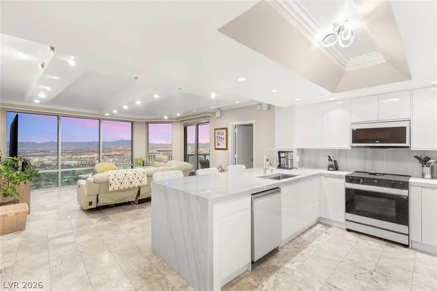 322 Karen Avenue #3801, Las Vegas, NV 89109 - #3