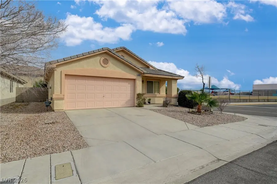 3900 Golden Glaze Street, Las Vegas, NV 89129 - #3