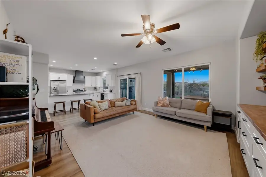 7124 Estrella De Mar Avenue, Las Vegas, NV 89131 - #2