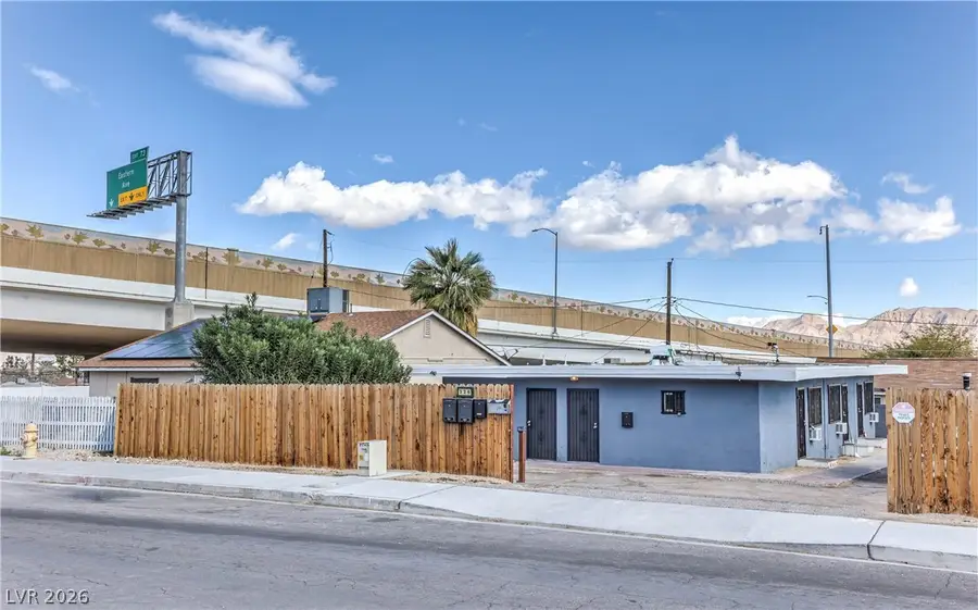326 N 16th Street, Las Vegas, NV 89101 - #2