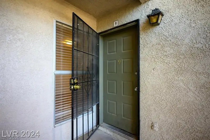 2981 Country Manor Lane #9, Las Vegas, NV 89115 - #3