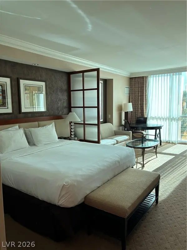 135 E Harmon Avenue #1704, Las Vegas, NV 89109