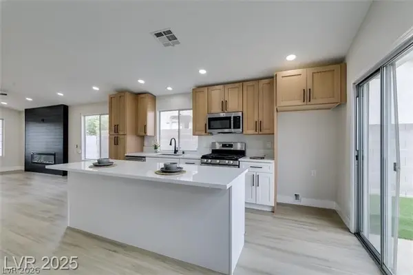 1532 Waterton Drive, Las Vegas, NV 89144