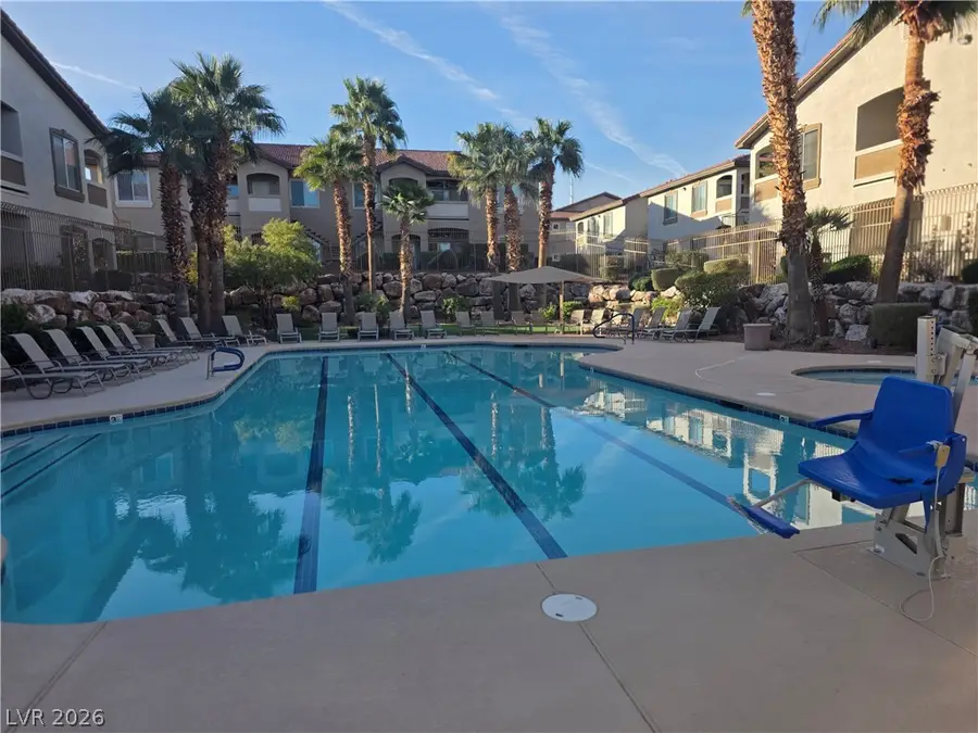 2305 W Horizon Ridge Parkway #2124, Henderson, NV 89052 - #3