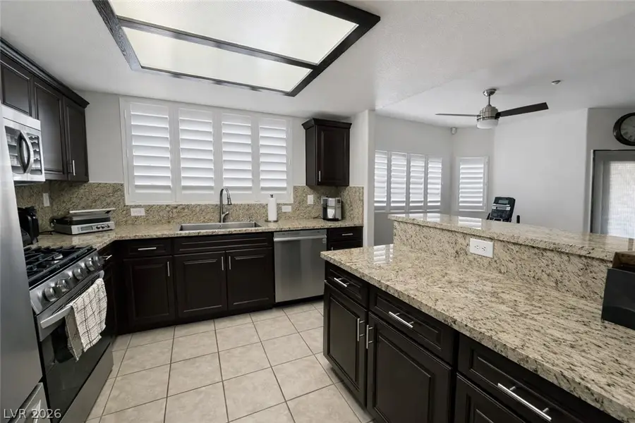 833 Aspen Peak Loop #2611, Henderson, NV 89011 - #2