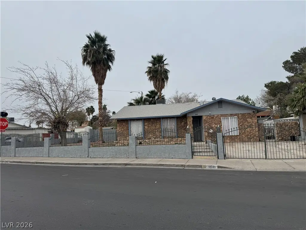 3643 Indios Avenue, Las Vegas, NV 89121 - #1