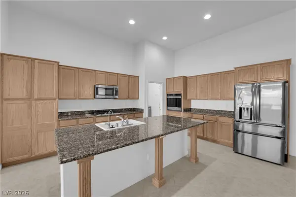 10730 Villa Torre Street, Las Vegas, NV 89141