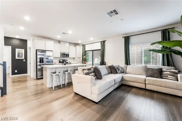 600 N Carriage Hill Drive #1138, Las Vegas, NV 89138