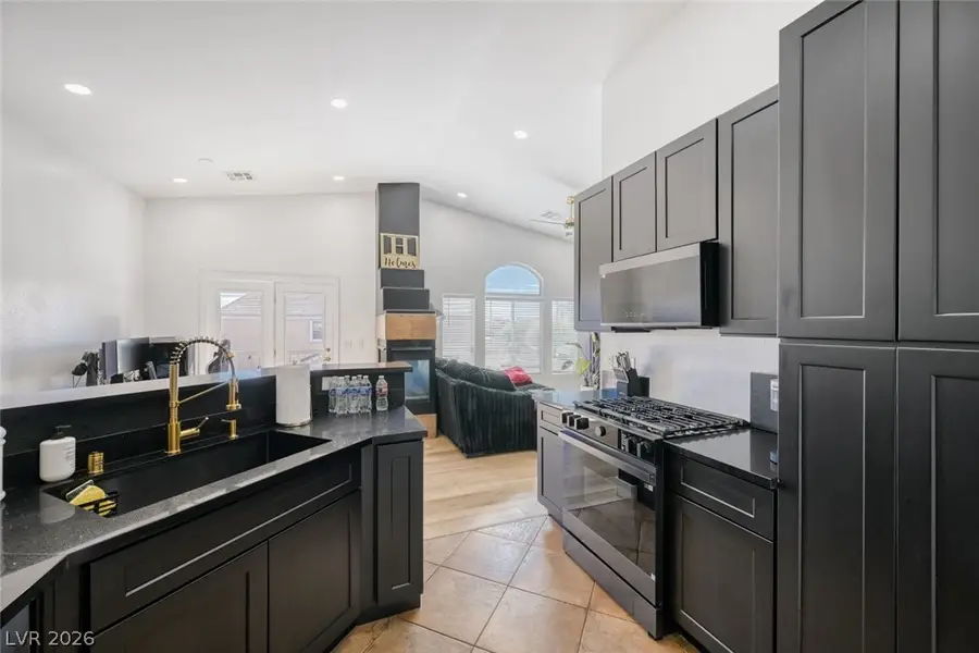 6752 Lookout Lodge Lane #1, North Las Vegas, NV 89084 - #3