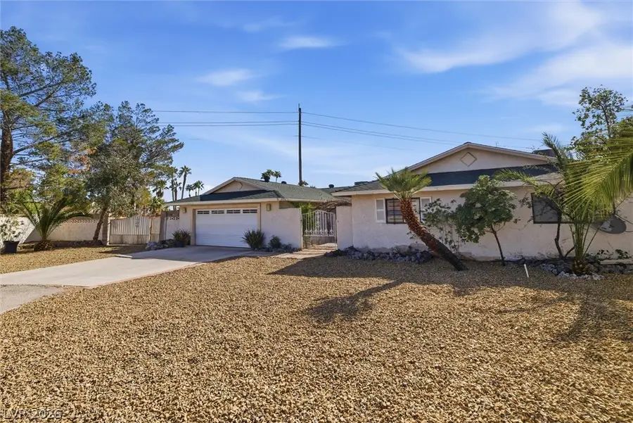 3040 Westwind Road, Las Vegas, NV 89146 - #3