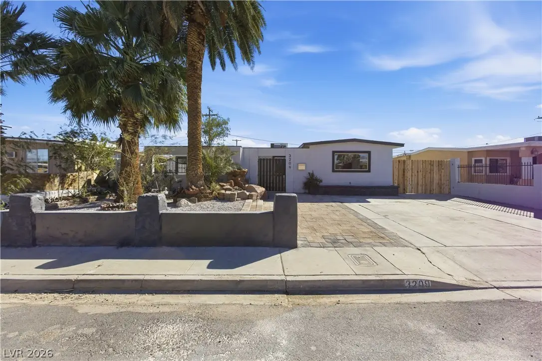 3209 Emmons Avenue, North Las Vegas, NV 89030 - #1