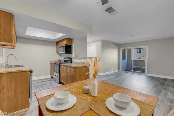 4200 S Valley View Boulevard #1069, Las Vegas, NV 89103
