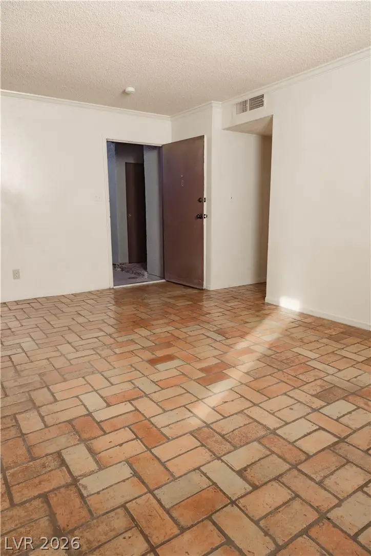 1477 Hialeah Drive #C, Las Vegas, NV 89119 - #2