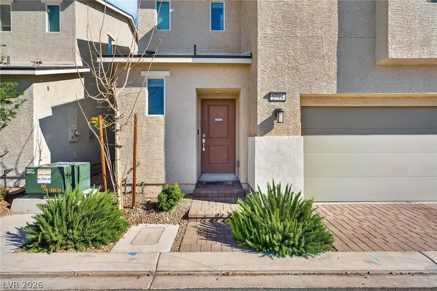 5714 Sunset Amber Avenue, Las Vegas, NV 89122 - #3
