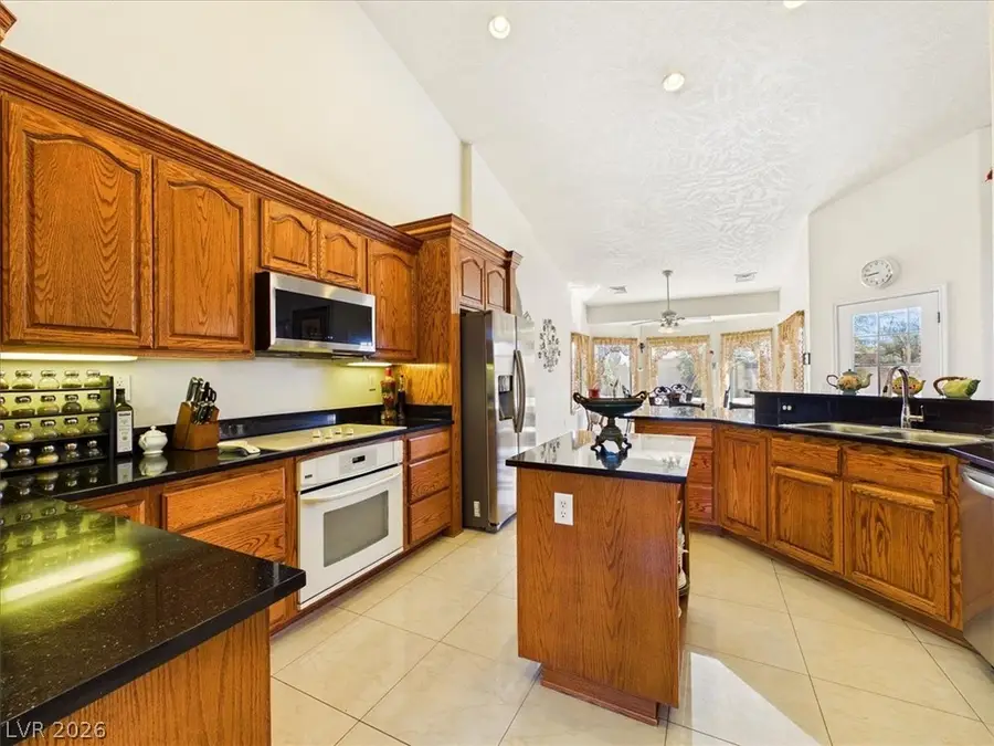 6841 Longmeadow Drive, Pahrump, NV 89061 - #3