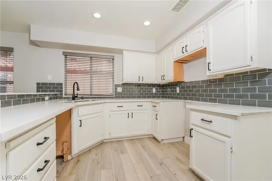 4948 El Sur Court, North Las Vegas, NV 89031 - #3