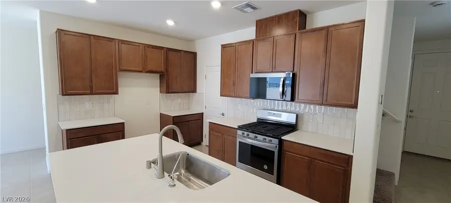 7375 Davenbury Street, Las Vegas, NV 89113 - #2