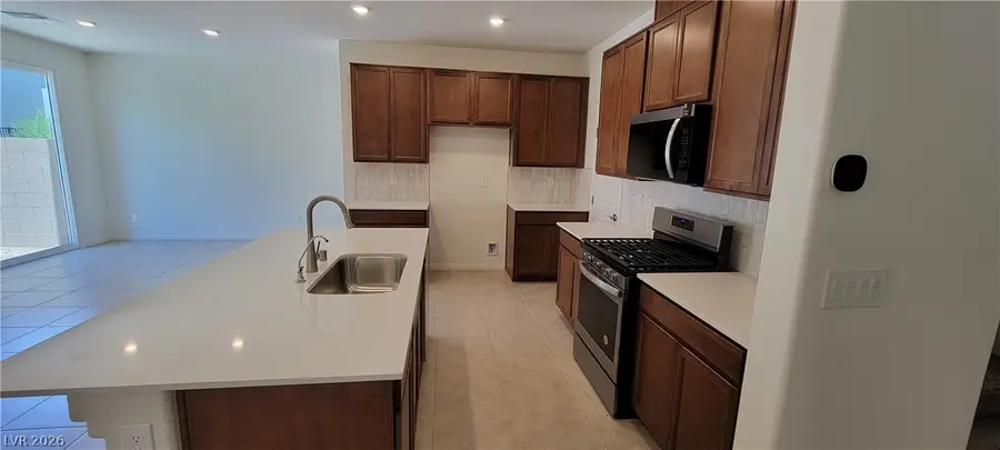 7375 Davenbury Street, Las Vegas, NV 89113 - #3