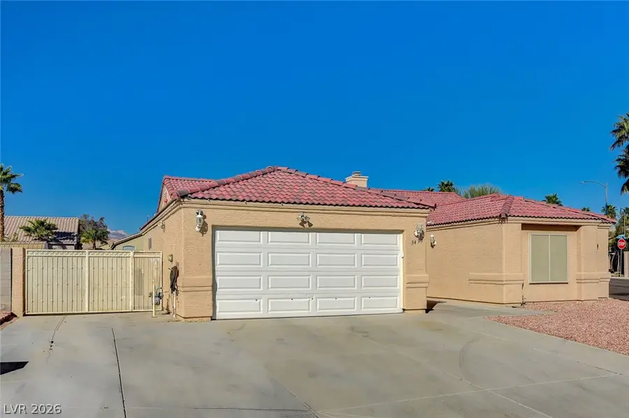 3439 Fox Bluff Drive, North Las Vegas, NV 89032 - #3