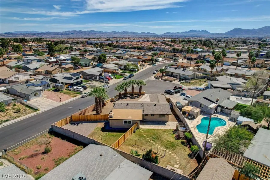 4813 Beadle Street, Las Vegas, NV 89122 - #3