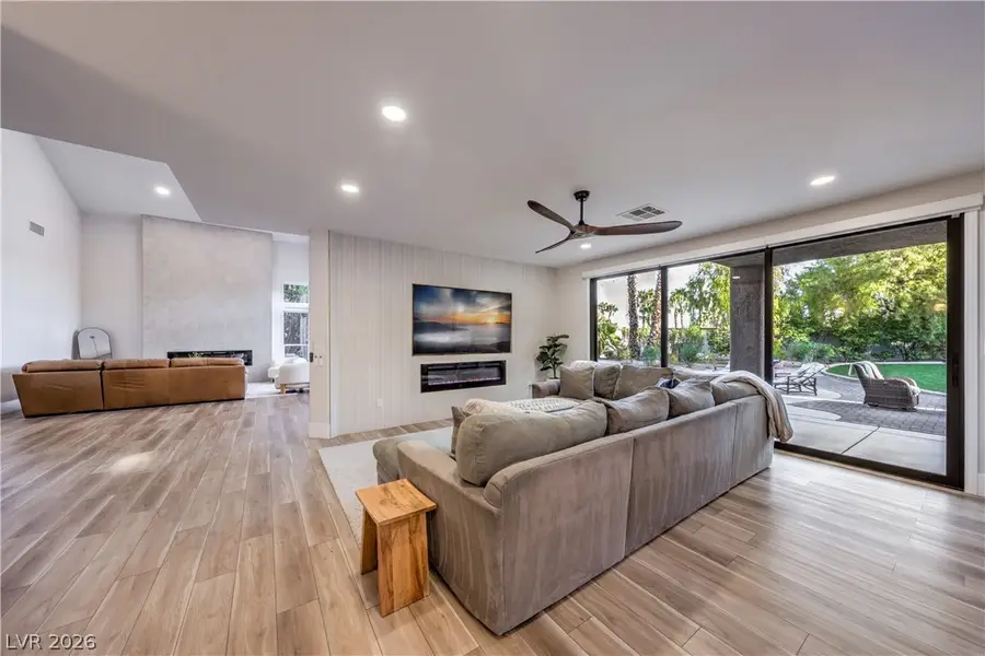 9901 Laurel Springs Avenue, Las Vegas, NV 89134 - #3