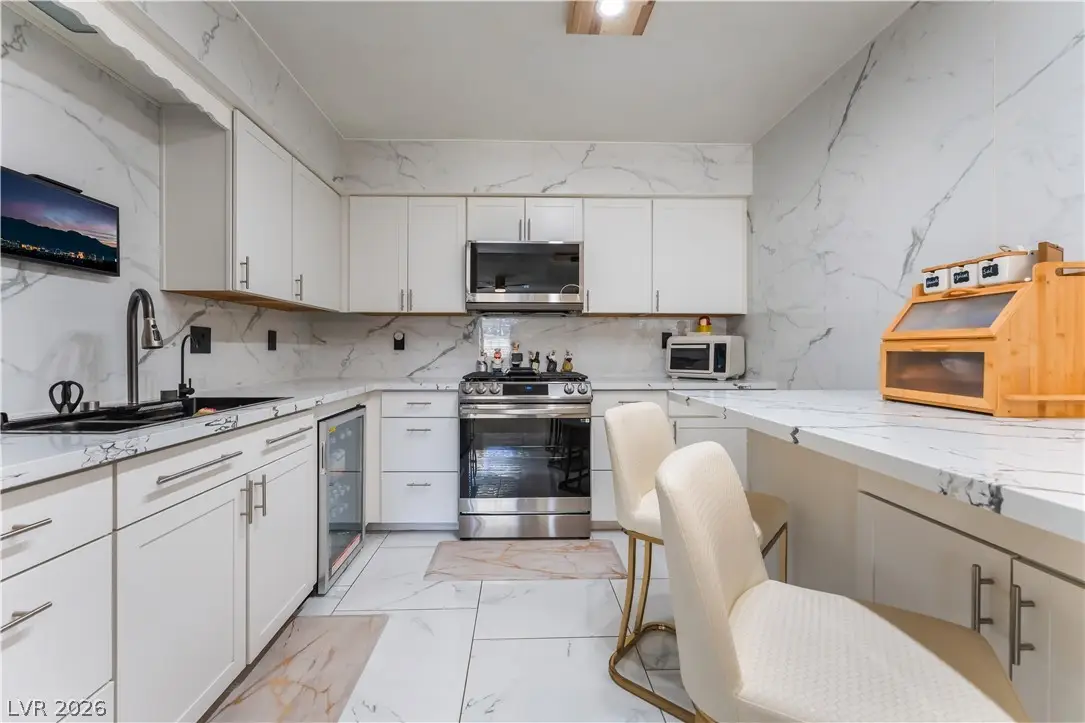 2128 Chertsey Drive #C, Las Vegas, NV 89108 - #1