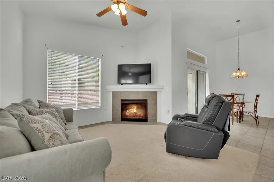 2305 W Horizon Ridge Parkway #2722, Henderson, NV 89052 - #3