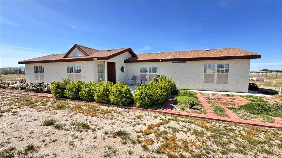 2860 S Rainbow Avenue, Pahrump, NV 89048 - #2