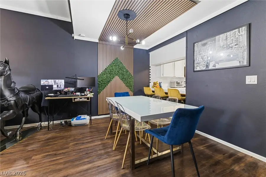 2477 Vallarta Circle, Las Vegas, NV 89121 - #3