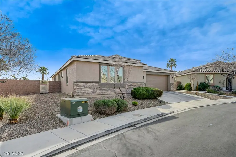 676 Suguaro Bluffs Street, Henderson, NV 89014 - #3