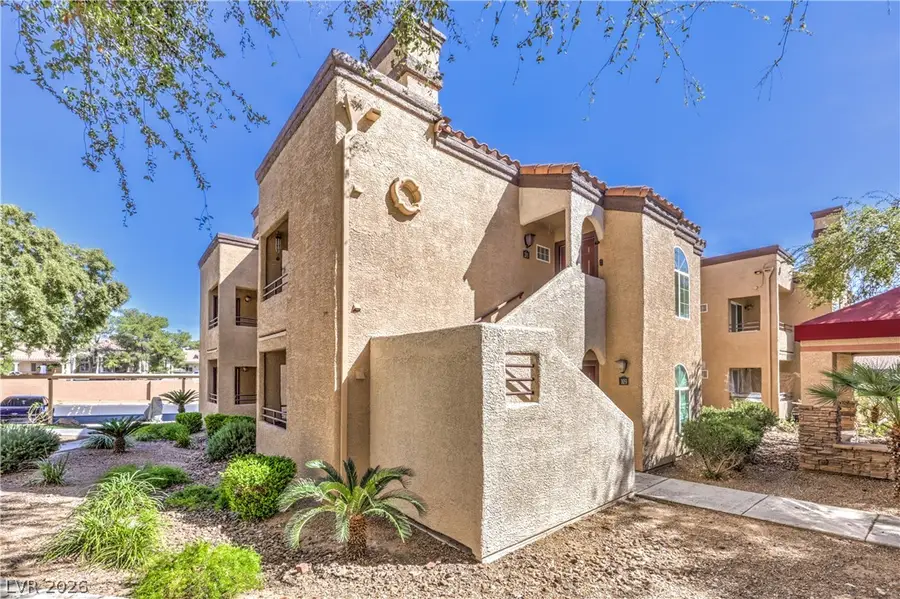 9325 W Desert Inn Road #203, Las Vegas, NV 89117 - #3