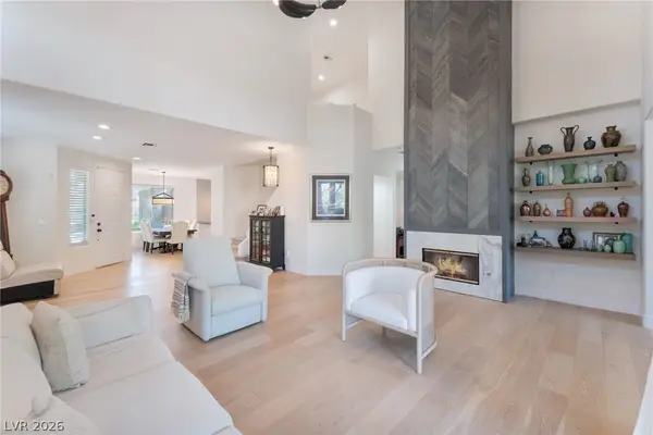 1920 Summer Palm Place #103, Las Vegas, NV 89134